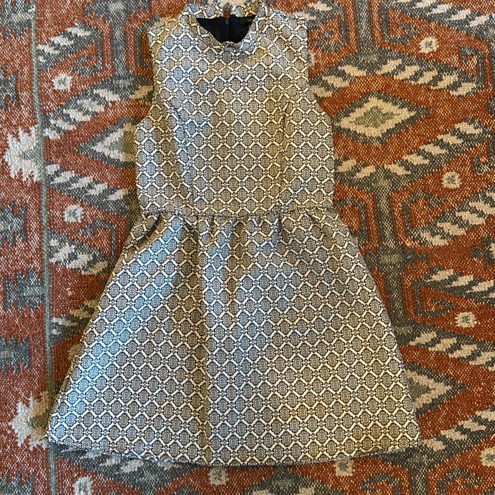 [forever 21] patterned mock neck dress
